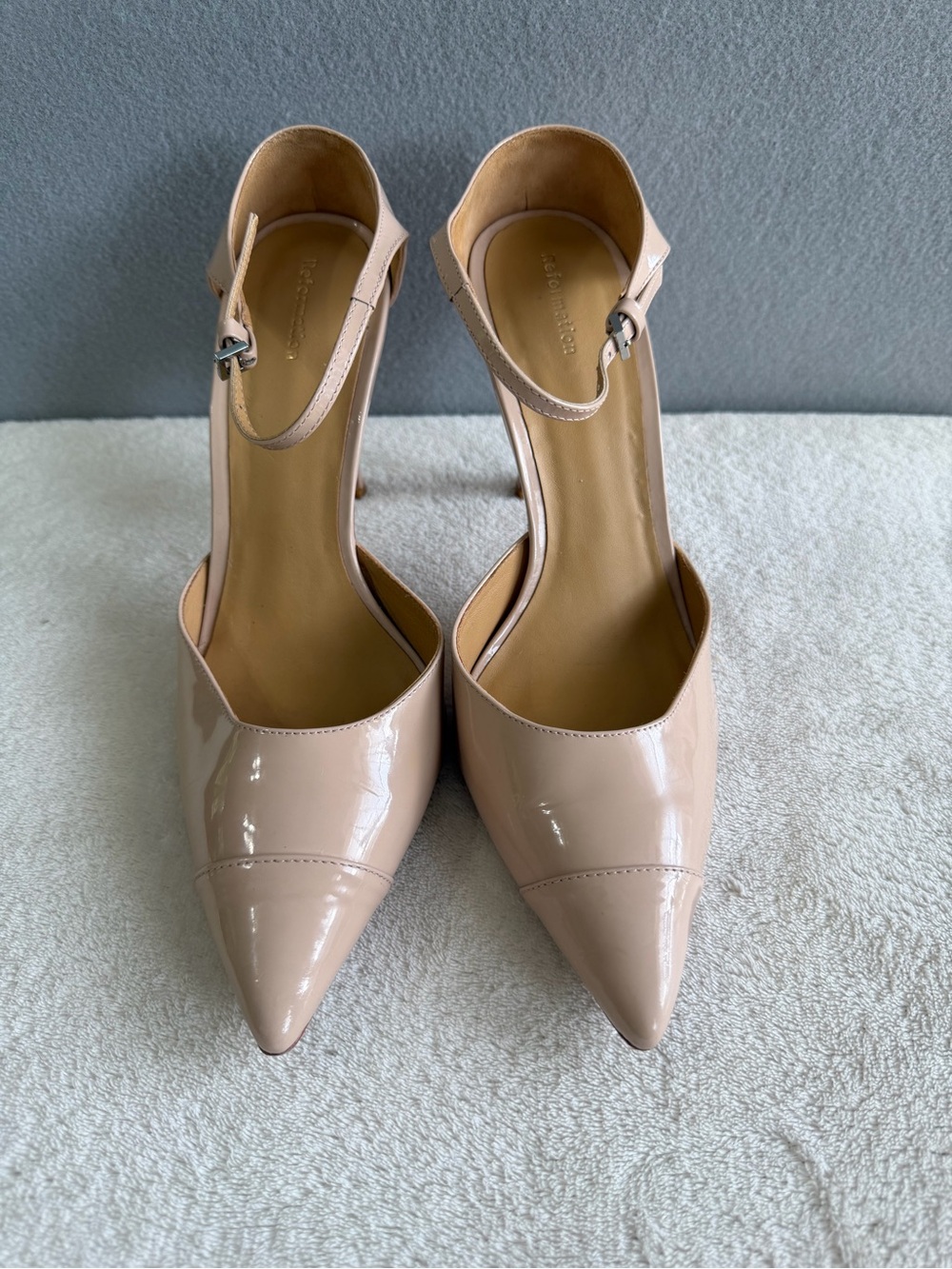 Reformation Stiletto Pointed Toe s8.5 Women’s Beige D’Orsay Patent Leather